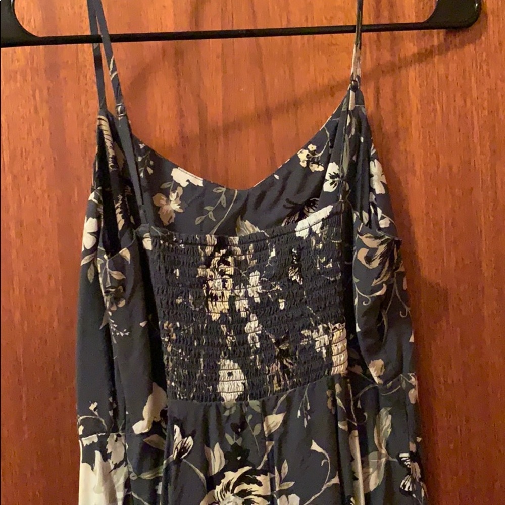 Patterned Dress - Picture 3 of 3